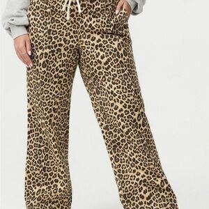 Leopard Print Wide-Leg Pants